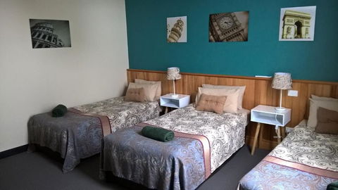 Moe Motor Inn - Contactless 24 Hour Checkinn Available - Redcliffe Tourism 2