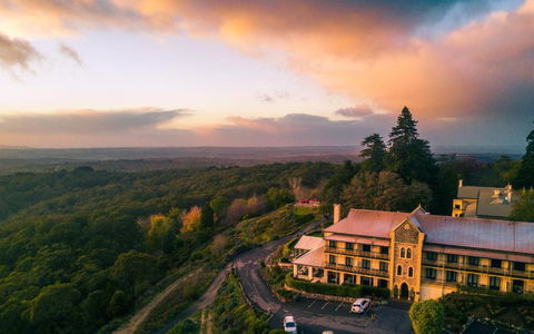Mount Lofty House & Estate Adelaide Hills - Redcliffe Tourism 1