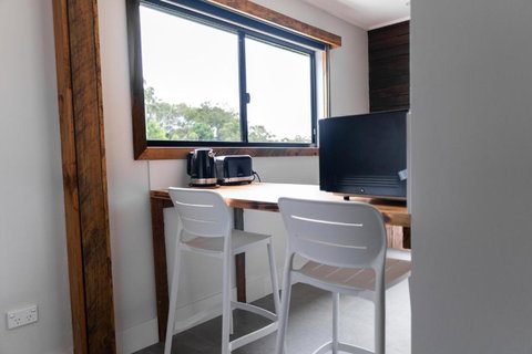 Mount Mee Country Lodge - Redcliffe Tourism 1