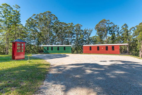Nambucca Valley Train Carriages - Redcliffe Tourism 0