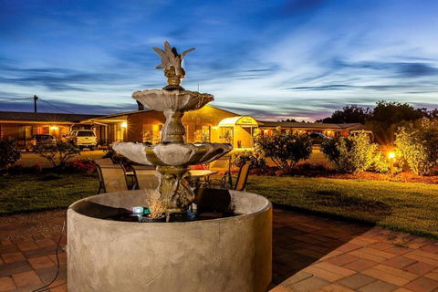 Newell Motor Inn Narrandera - Redcliffe Tourism 0