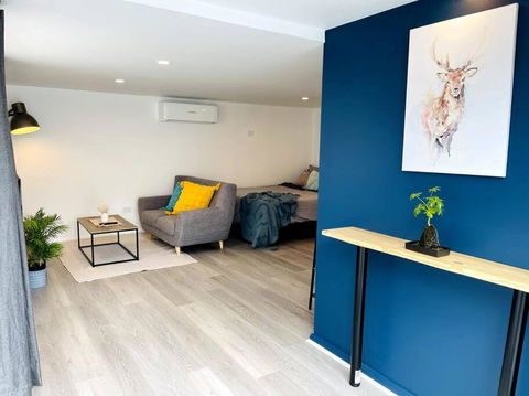 Newly Renovated Contemporary Private Studio Near Hobart CBD And Airport - Redcliffe Tourism 2