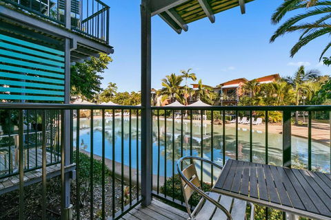 Noosa Lakes Resort - Redcliffe Tourism 1
