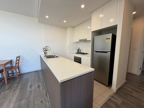 Nice And Clean Apartment With Free Netflix And Parking - Redcliffe Tourism 3