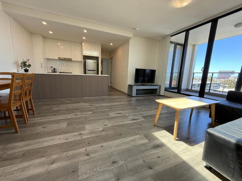 Nice And Clean Apartment With Free Netflix And Parking - Redcliffe Tourism 2