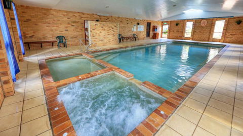 North Parkes Motel - Redcliffe Tourism 1