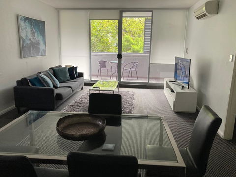 North Sydney Wyndel Apartments-MIL1005 - Redcliffe Tourism 0