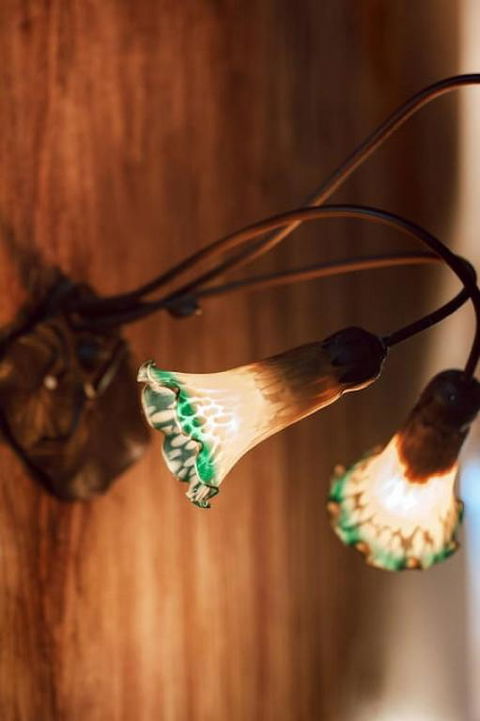 Olinda Enchanted Tower Spa Gas Log Fire And Netflix - Redcliffe Tourism 3