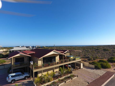 On The Deck @ Shark Bay - Redcliffe Tourism 0
