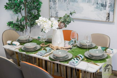 Opulence Oasis House In Colebee - Redcliffe Tourism 0