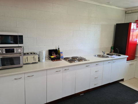 Orchard 2 Bedroom Apartment In Devonport - Redcliffe Tourism 2