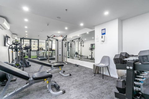 Park Avenue Apt In The Heart Of The City - Redcliffe Tourism 1
