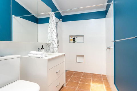 Peaceful 1BR Courtyard Unit In Quiet Dickson - Redcliffe Tourism 3
