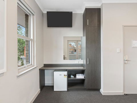 Padstow Park Hotel - Redcliffe Tourism 3