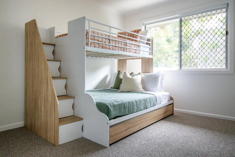 Palms On Tugun - Redcliffe Tourism 3