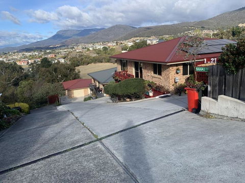 Papa Joe - Redcliffe Tourism 2