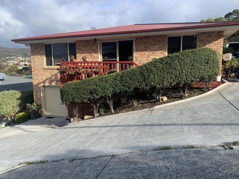 Papa Joe - Redcliffe Tourism 3