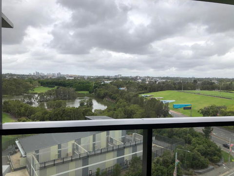 Parkview Modern Apartment W Parking @ Olympic Park - Redcliffe Tourism 3