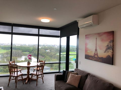 Parkview Modern Apartment W Parking @ Olympic Park - Redcliffe Tourism 2