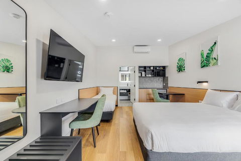 Parkview Motor Inn - Redcliffe Tourism 0