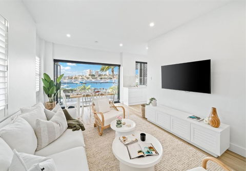 Peach At Palm View Collective - Redcliffe Tourism 0