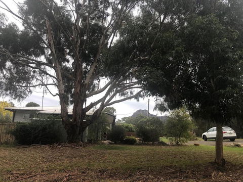 Peaks Trail Rest Dunkeld - Redcliffe Tourism 3