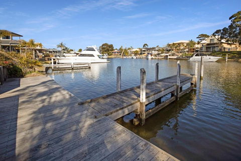 Pelican Brief - Redcliffe Tourism 2