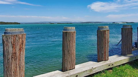 Pelican Lake Retreat - Redcliffe Tourism 2