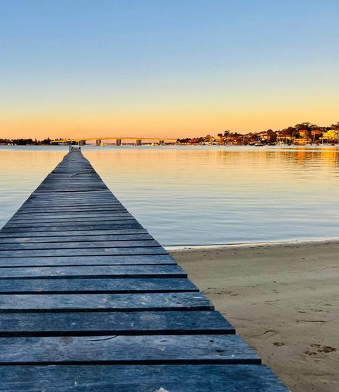 Panoramic Water View Apartment - Redcliffe Tourism 1