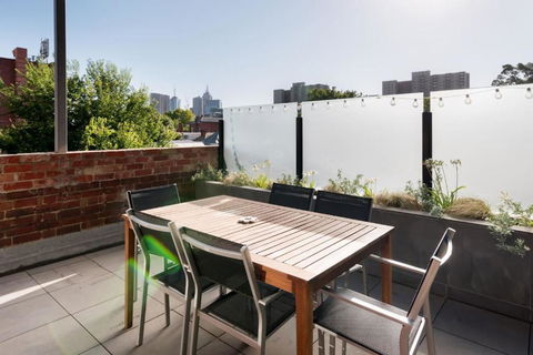 Paterson 1911 - Upmarket Terrace In Vibrant Fitzroy - Redcliffe Tourism 2