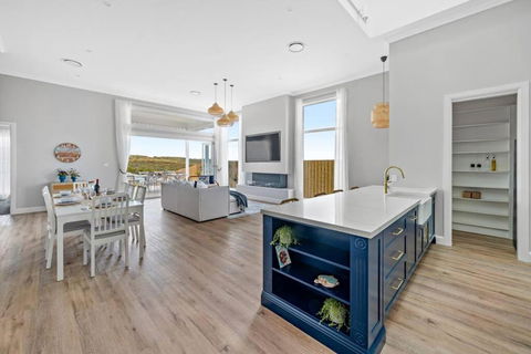 Playa Azul-Beach House On Catherine Hill Bay And Moonee Beach - Redcliffe Tourism 0
