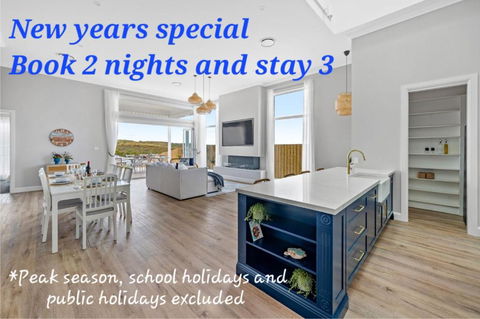 Playa Azul-Beach House On Catherine Hill Bay And Moonee Beach - Redcliffe Tourism 1
