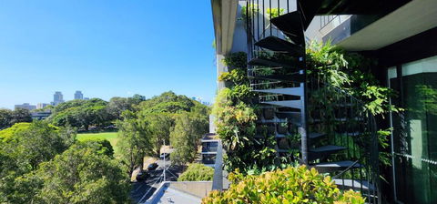 Penthouse Perfection With Private Rooftop Pool - Redcliffe Tourism 1