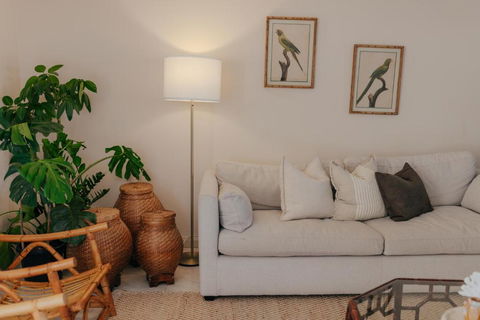 Pet Friendly Townhouse - Redcliffe Tourism 0