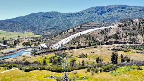 Pether Cottage - Talbingo NSW - Redcliffe Tourism 3