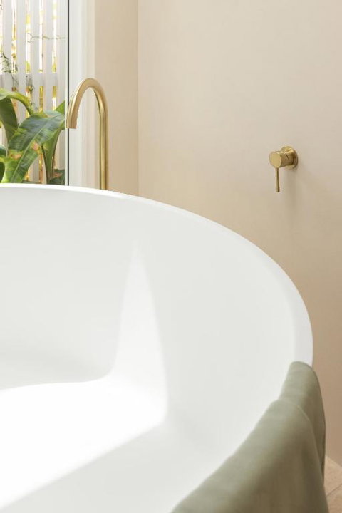 Pipis - Redcliffe Tourism 1