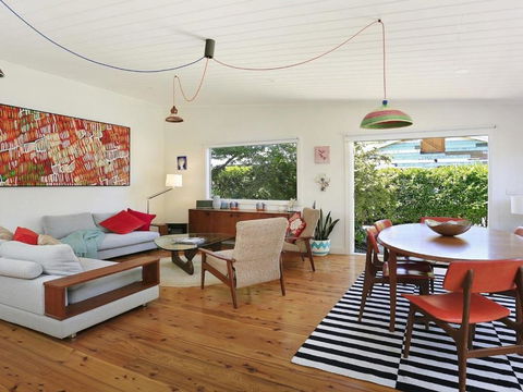 Poppy Cottage - Redcliffe Tourism 2