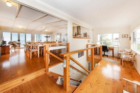 PORT WILLUNGA DREAMING A Beach Front Experience - Redcliffe Tourism 2