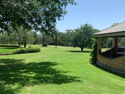 Picton Valley Motel Australia - Redcliffe Tourism 1