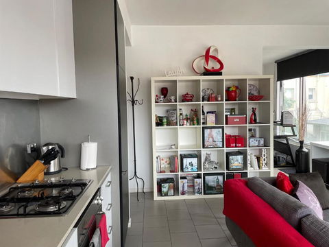 Radiance - Chic Fitzroy Street Apartment - Redcliffe Tourism 3