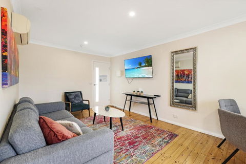 Prickly Pear Stays Jesmond - Short Term Accommodations - Redcliffe Tourism 1