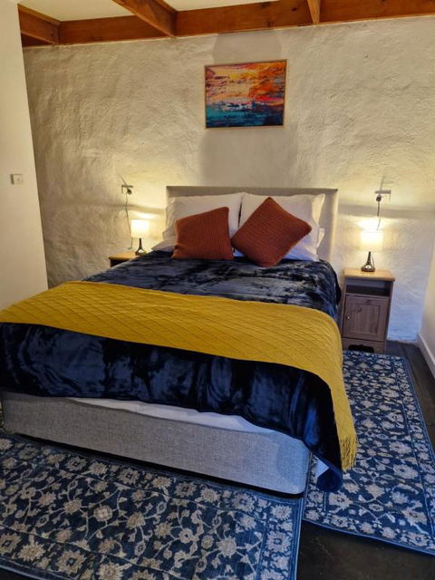 Private Guesthouse - Redcliffe Tourism 2