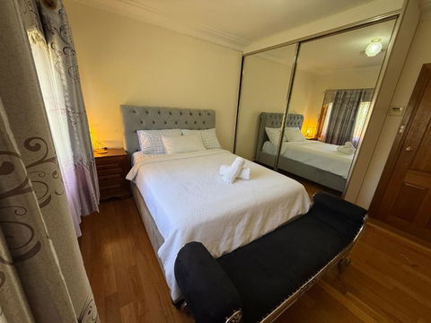 Private House - Redcliffe Tourism 0