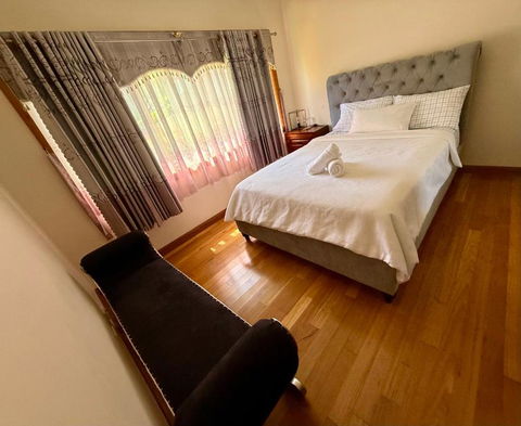 Private House - Redcliffe Tourism 2
