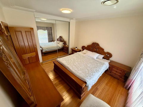 Private House - Redcliffe Tourism 3