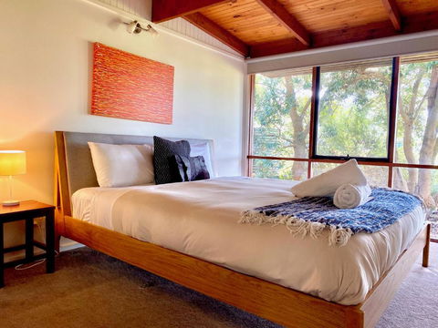 Prom Coast Oasis - Sandy Point - Redcliffe Tourism 2
