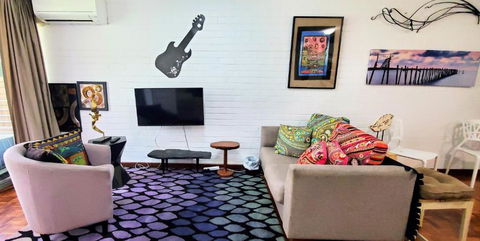 Quaint & Tranquil Subiaco 1 Bedroom Apartment - Redcliffe Tourism 3