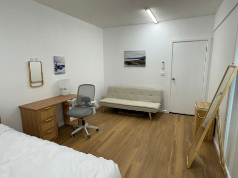 Quiet And Cozy Corner - Redcliffe Tourism 1