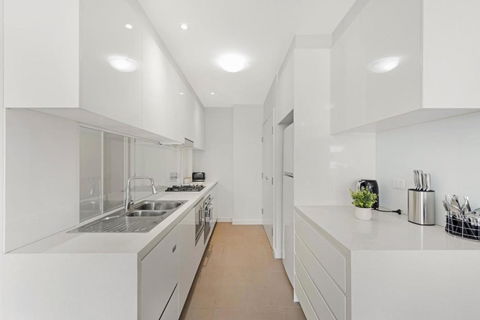 Quiet And Cozy Retreat At Rhodes - Redcliffe Tourism 3