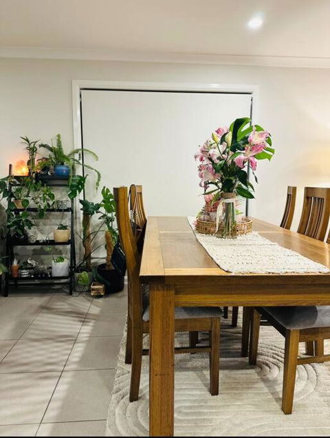Quiet Comfort For Relaxing Stays - Redcliffe Tourism 2